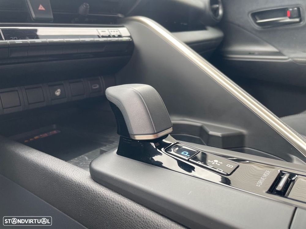 Toyota C-HR 2.0 HDF Plug-in Lounge - 27