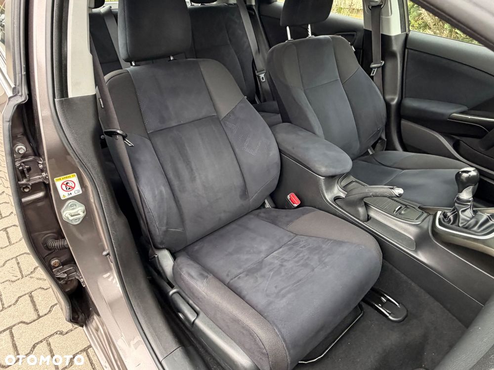 Honda Civic 1.4 i-VTEC Comfort - 27
