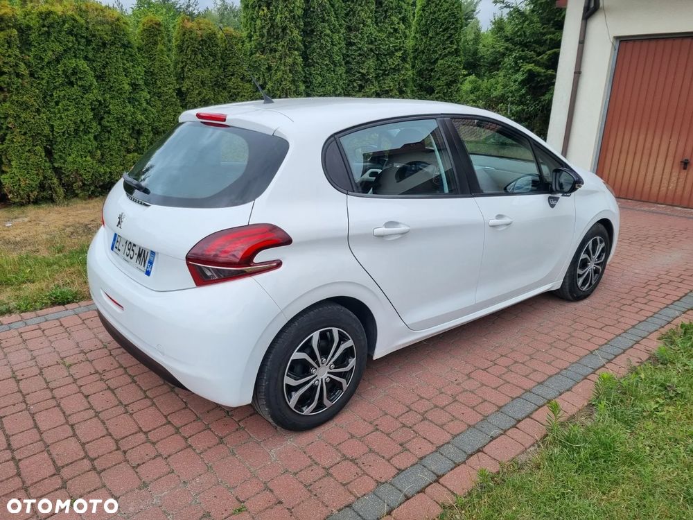 Peugeot 208 PureTech 68 Like - 10