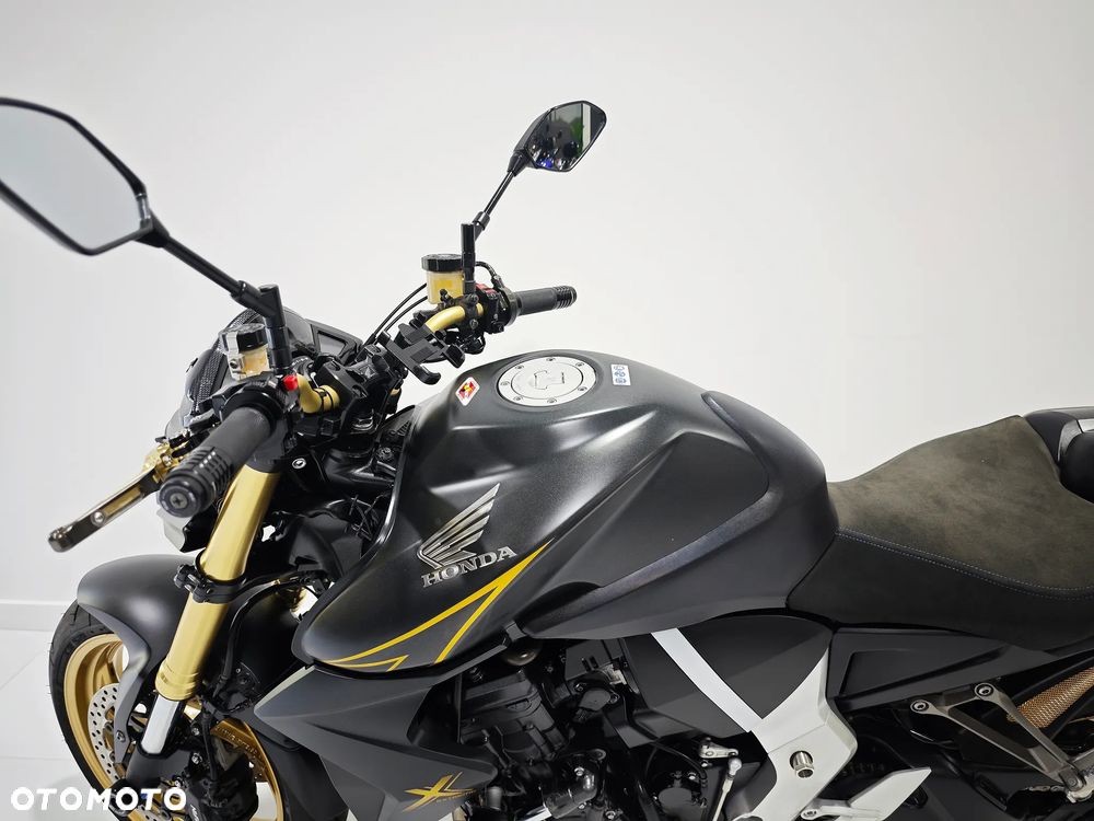 Honda CB - 16