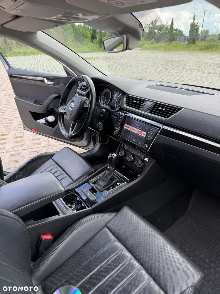 Skoda Superb 2.0 TDI L&K DSG - 14