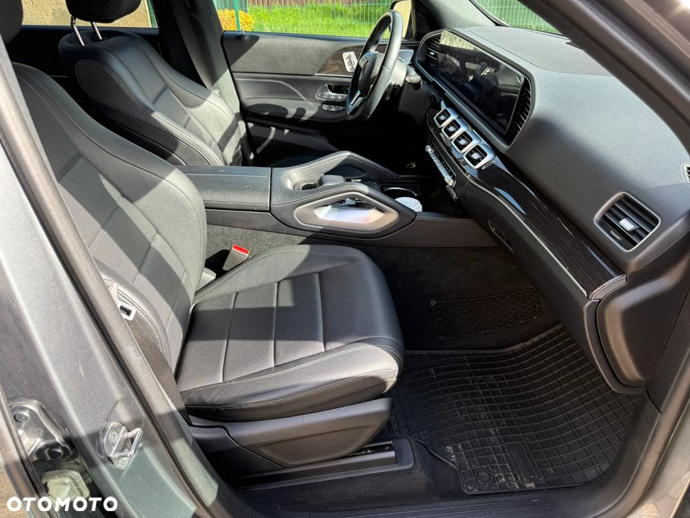 Mercedes-Benz GLE - 13