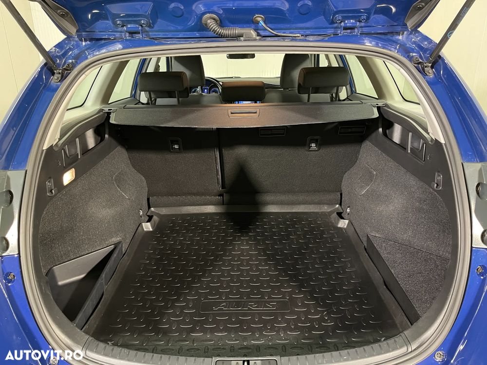 Toyota Auris 1.8 L VVT-i TS Hybrid Luna - 12
