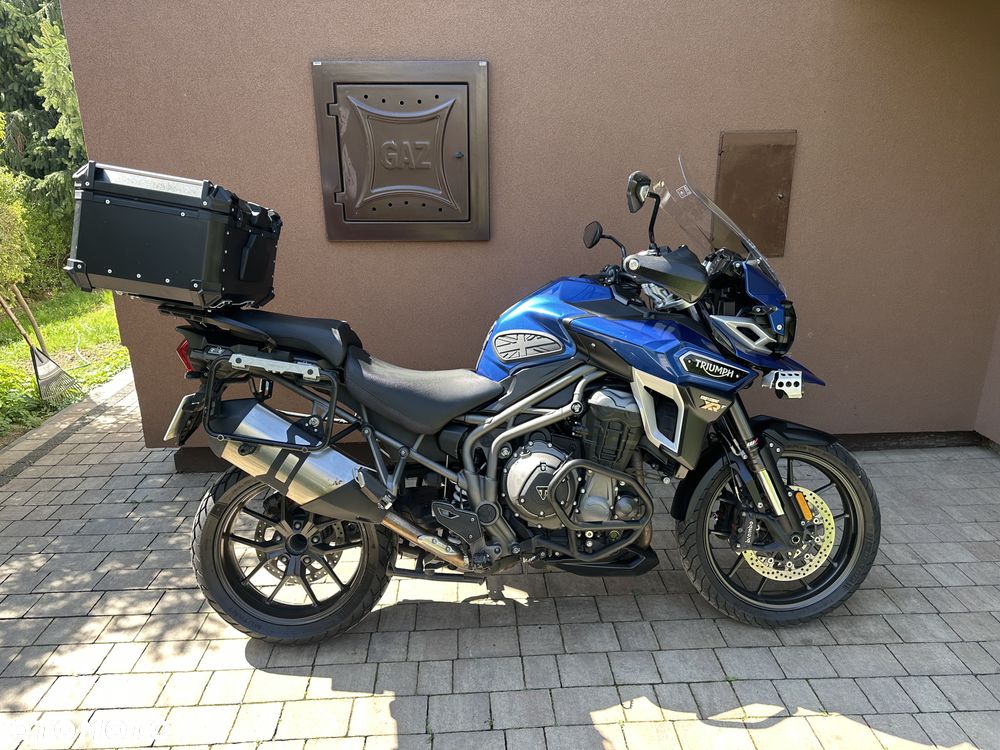 Triumph Tiger - 1
