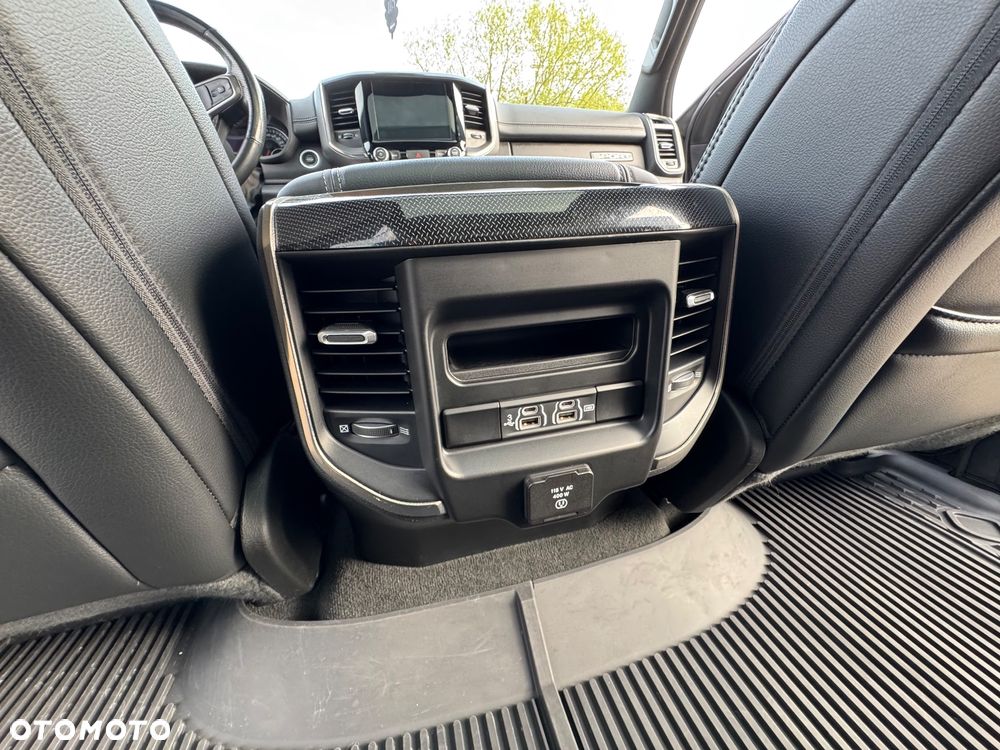 RAM 1500 5.7 Quad Cab Laramie - 17