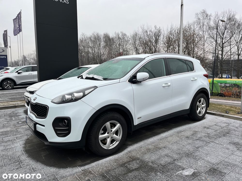 Kia Sportage 2.0 CRDI M AWD - 4