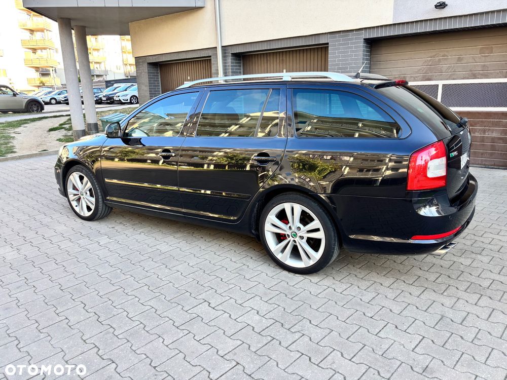 Skoda Octavia 2.0 TFSI RS DSG - 10