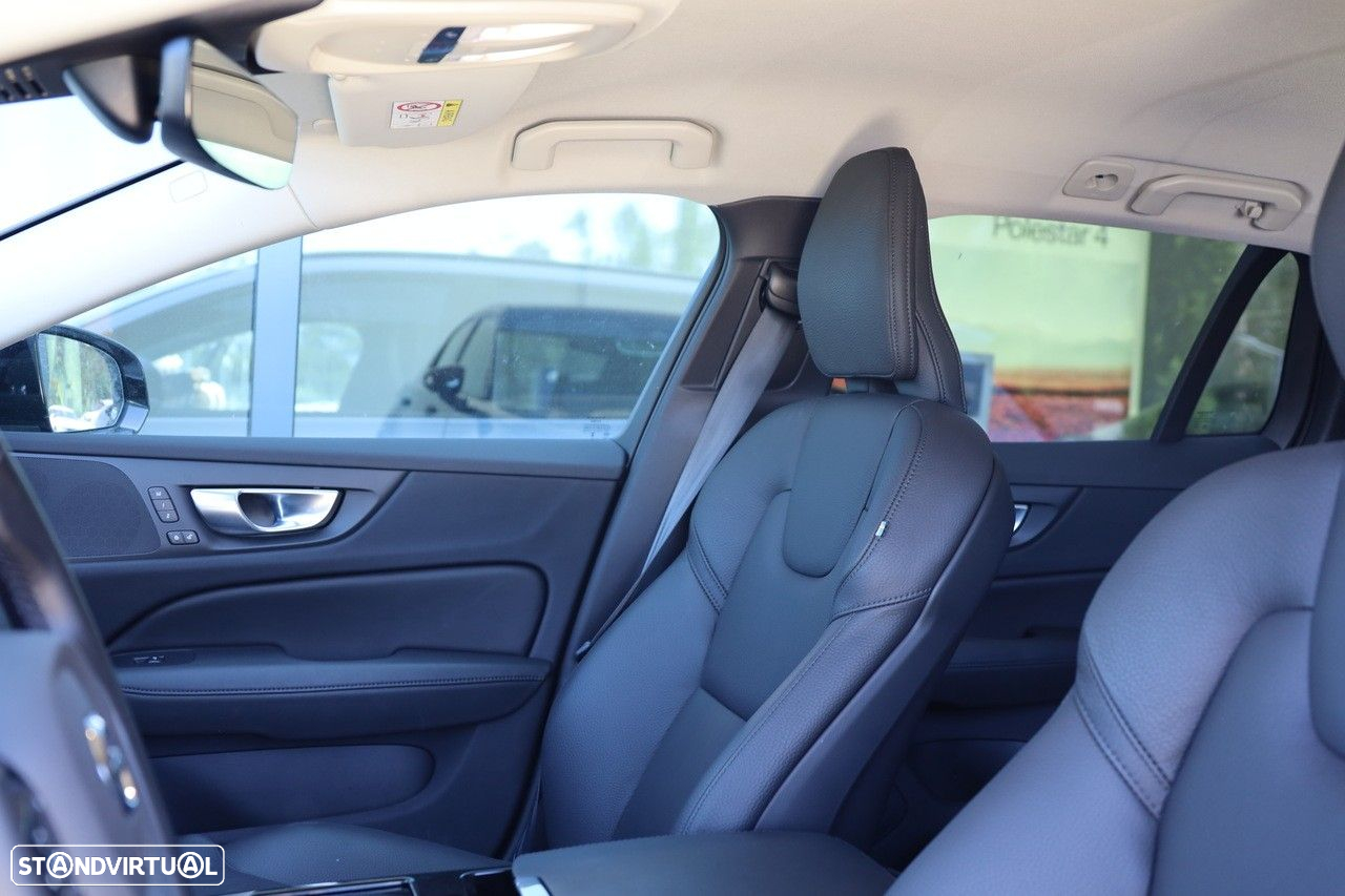 Volvo V60 2.0 T6 AWD TE Plus Dark - 8