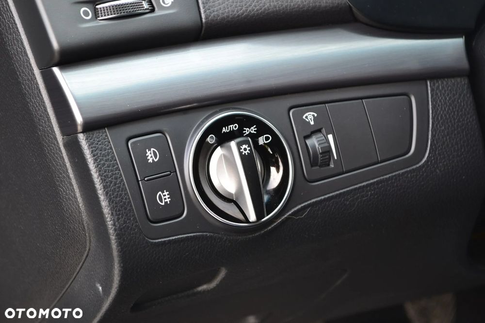 Hyundai i40 2.0 Premium - 27