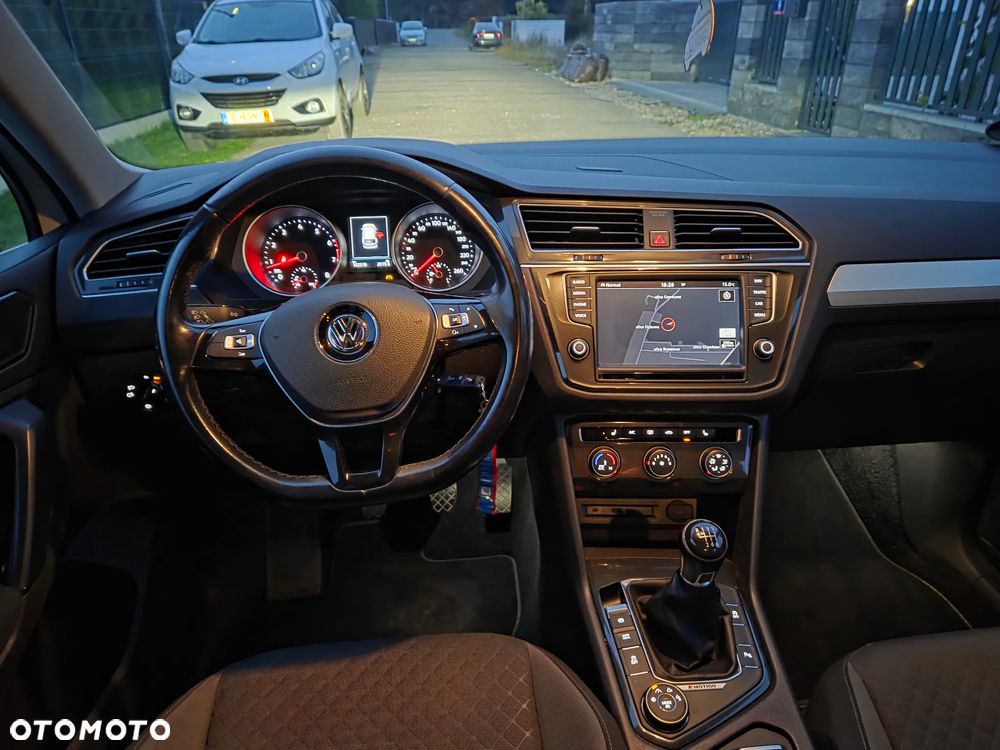 Volkswagen Tiguan 2.0 TSI 4Motion BlueMotion Technology Comfortline - 23