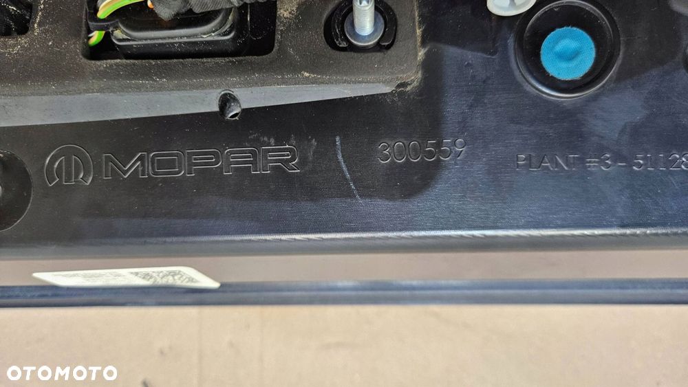 lampa tylna tył dodge challenger 68213147ac - 12