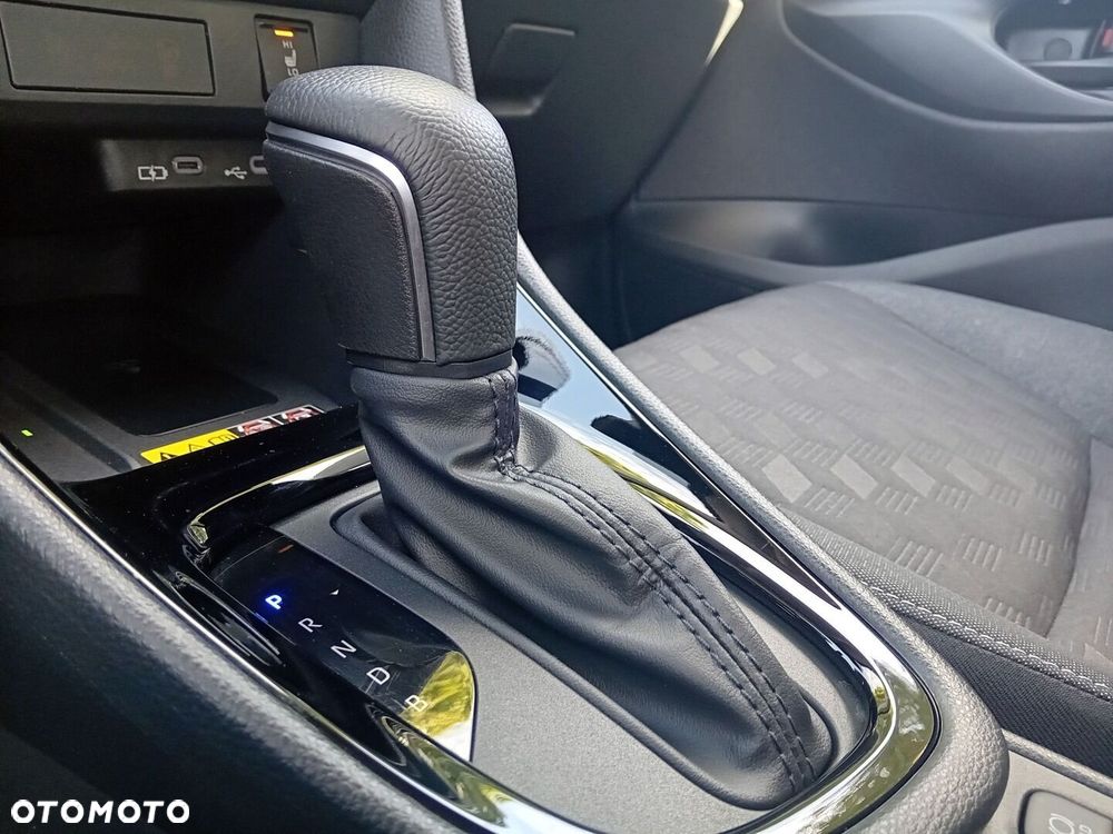 Toyota Yaris Hybrid 1.5 Style - 17