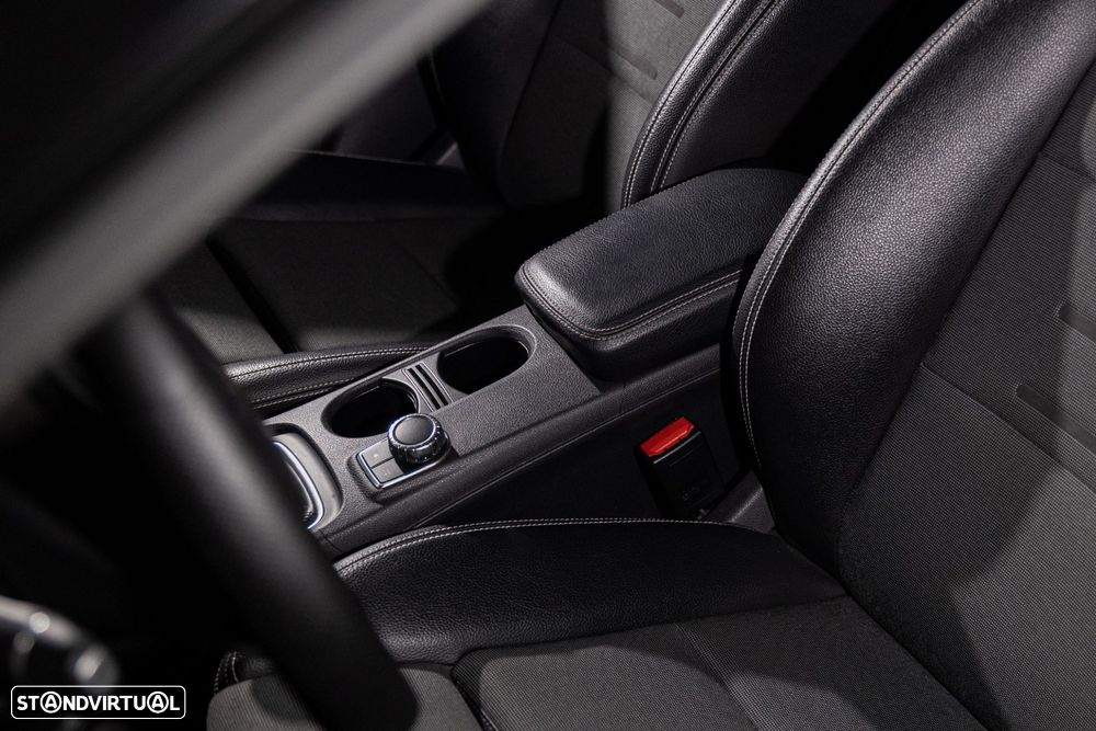 Mercedes-Benz A 180 d Style - 20