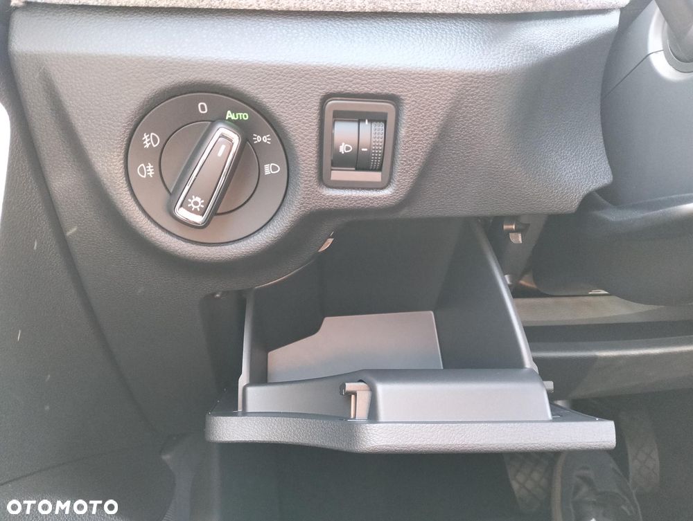 Skoda Scala 1.0 TSI Selection DSG - 8