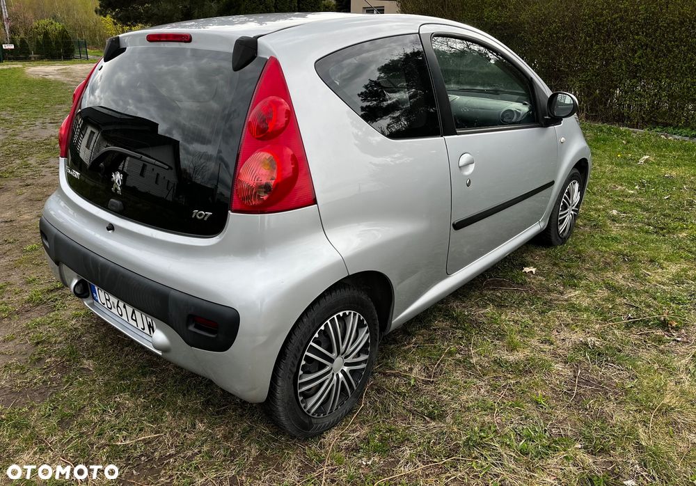 Peugeot 107 1.0 Trendy - 5