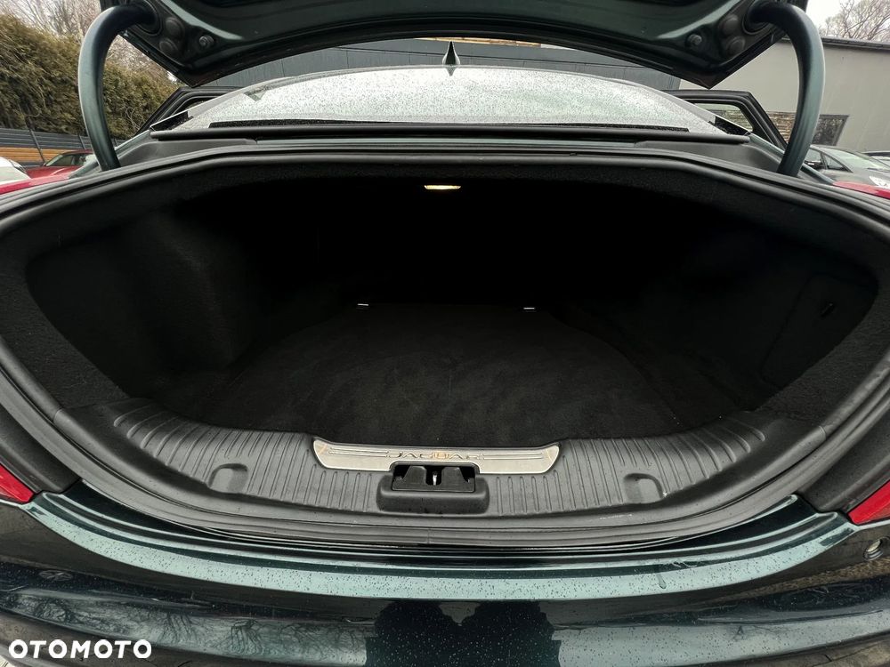 Jaguar XJ 3.0 D V6 Premium Luxury - 40