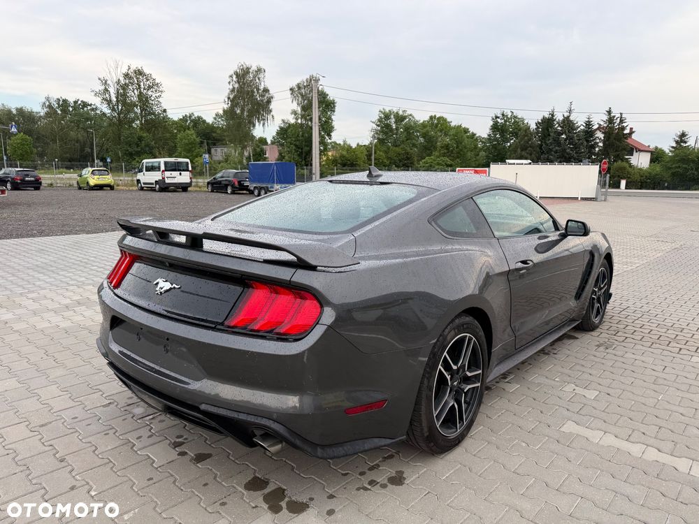 Ford Mustang 2.3 Eco Boost - 14