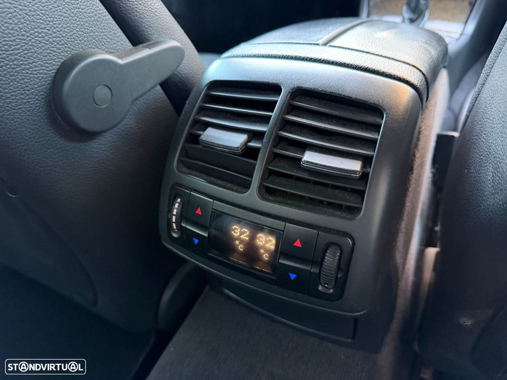 Mercedes-Benz E 320 CDi Avantgarde - 18