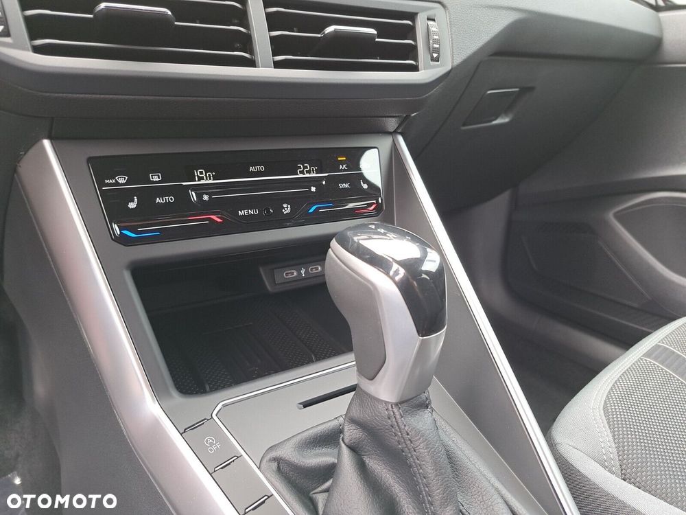 Volkswagen Polo - 16