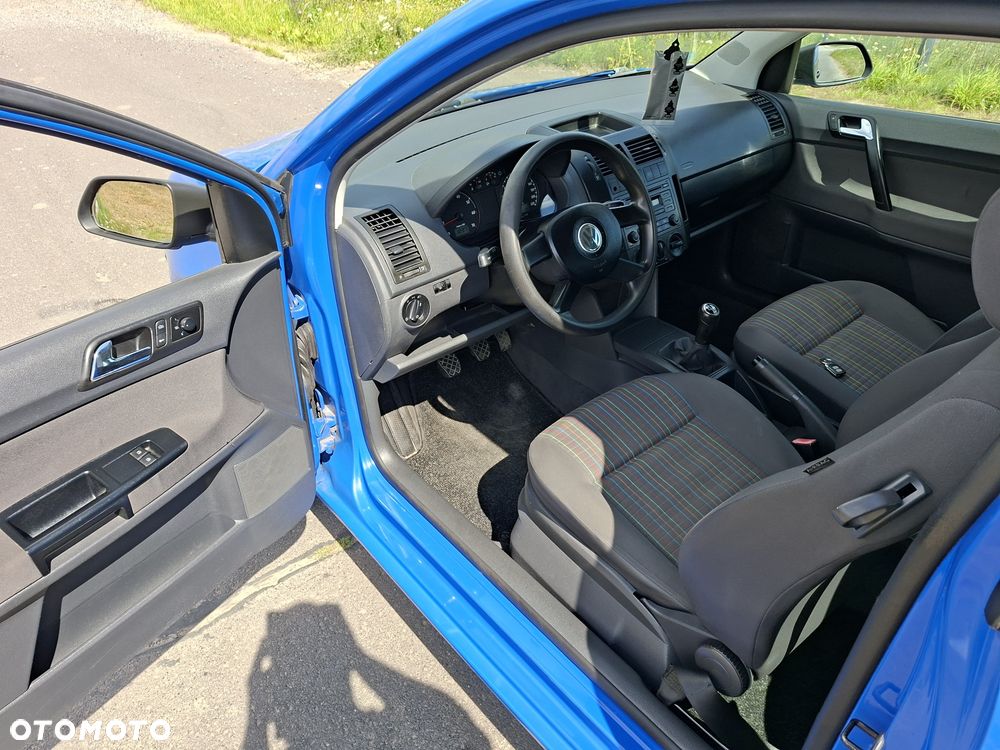 Volkswagen Polo - 7
