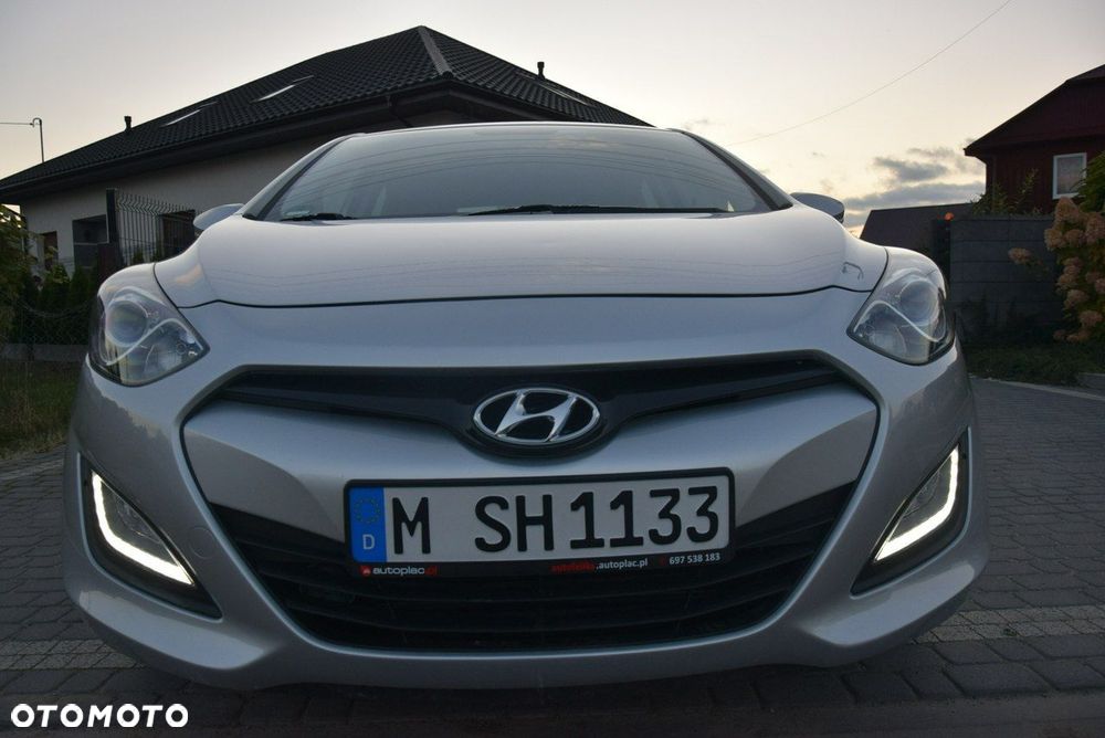 Hyundai i30 1.4 Premium - 6
