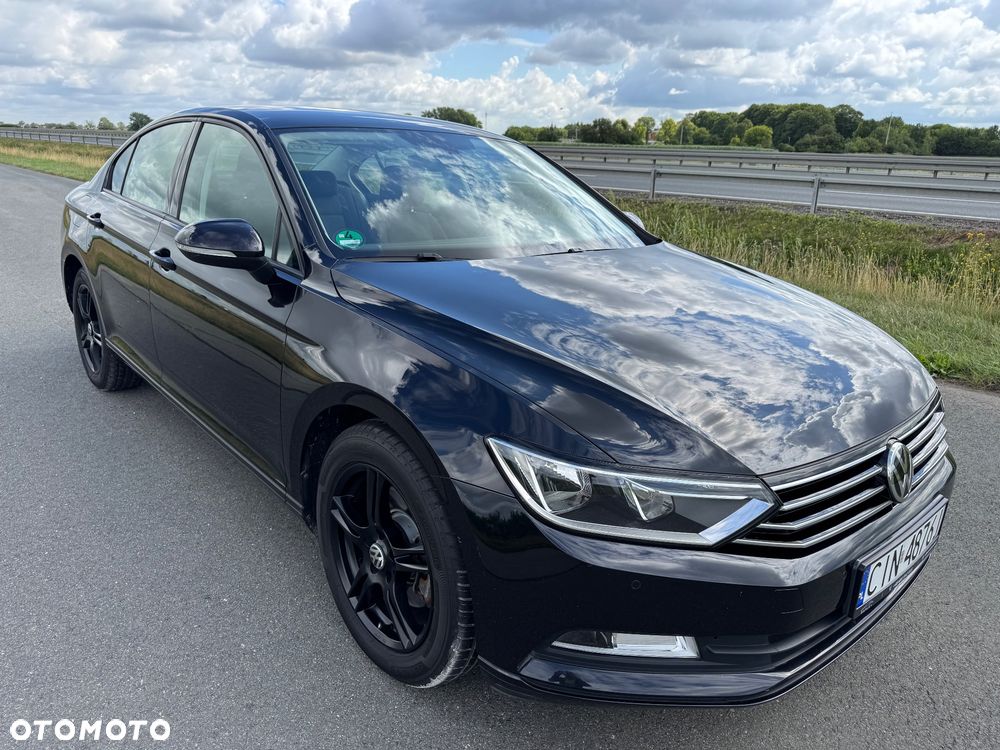 Volkswagen Passat - 15