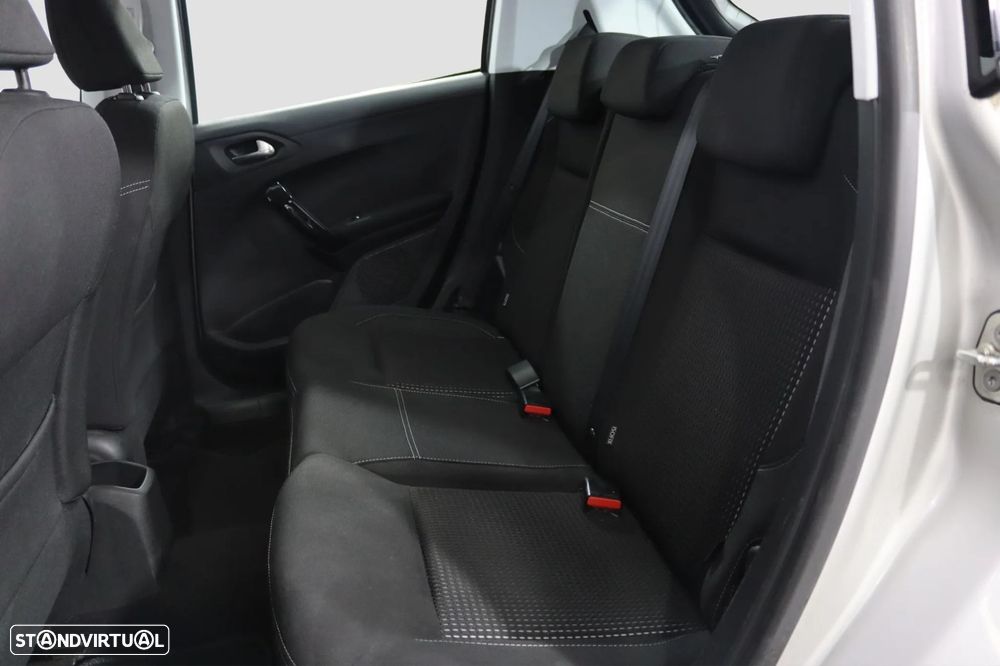Peugeot 208 PureTech 110 Stop & Start Allure - 16