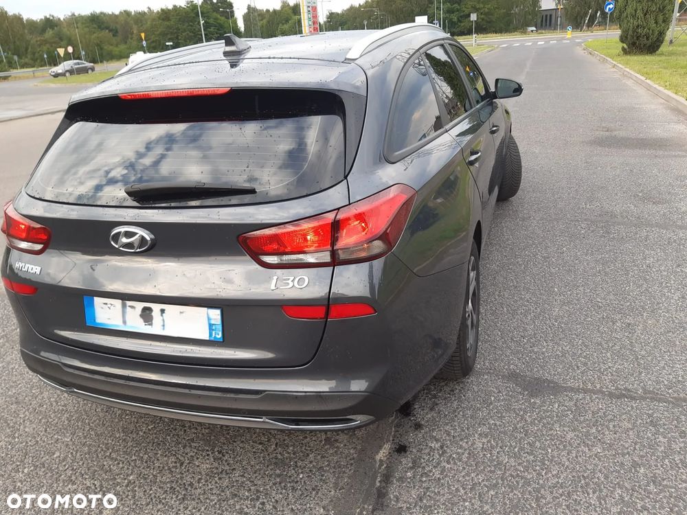 Hyundai i30 1.6 CRDI DCT Premium - 3