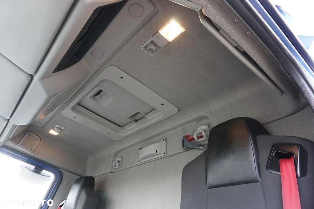 Renault / D 320 / EURO 6 / FIRANKA + WINDA / 21 PALET / ŁAD. 16 530 KG - 17