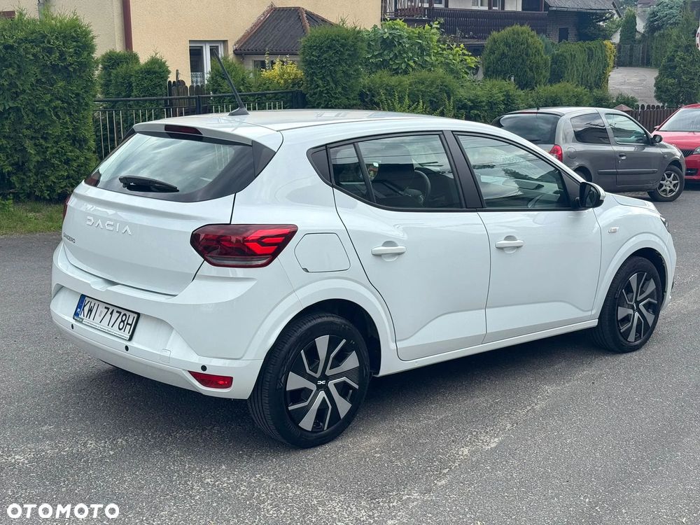 Dacia Sandero - 7