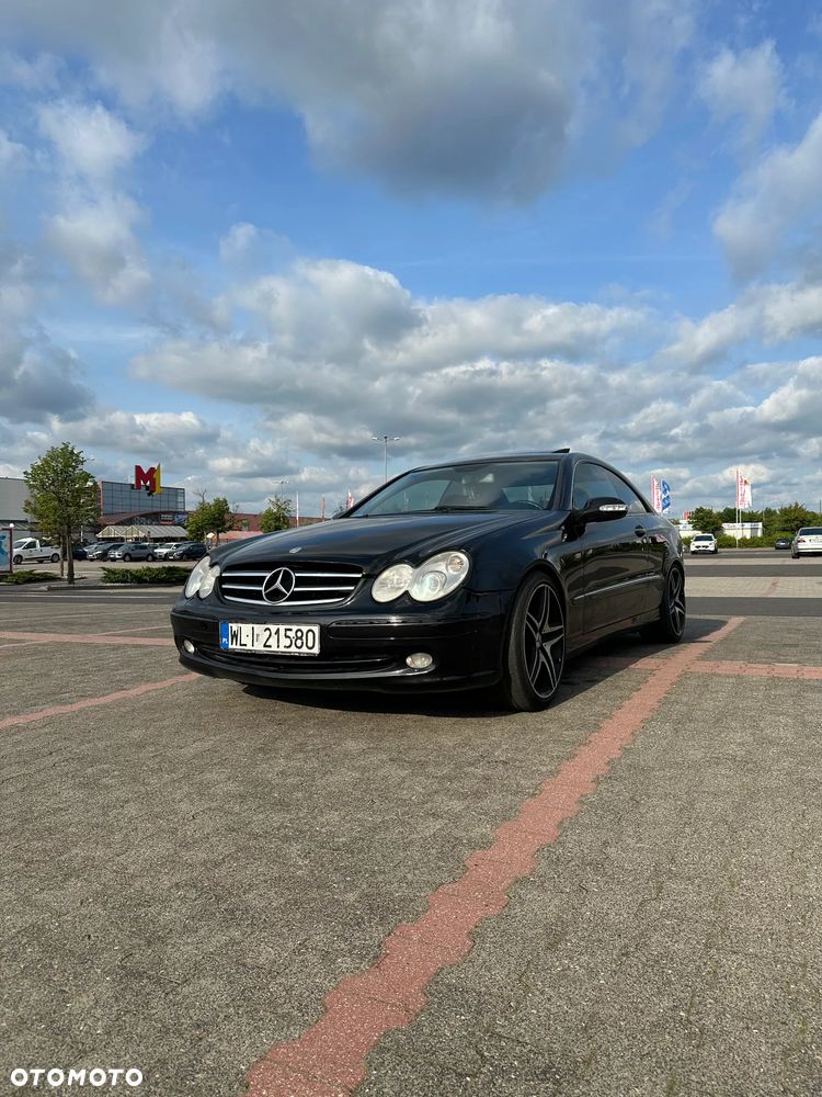Mercedes-Benz CLK - 6