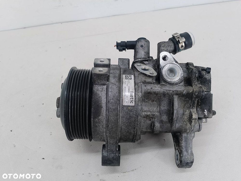POMPA WSPOMAGANIA BMW SERIA 7 F01 678890903 4.4 - 1