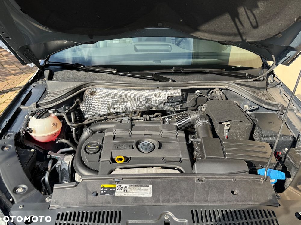 Volkswagen Tiguan - 31