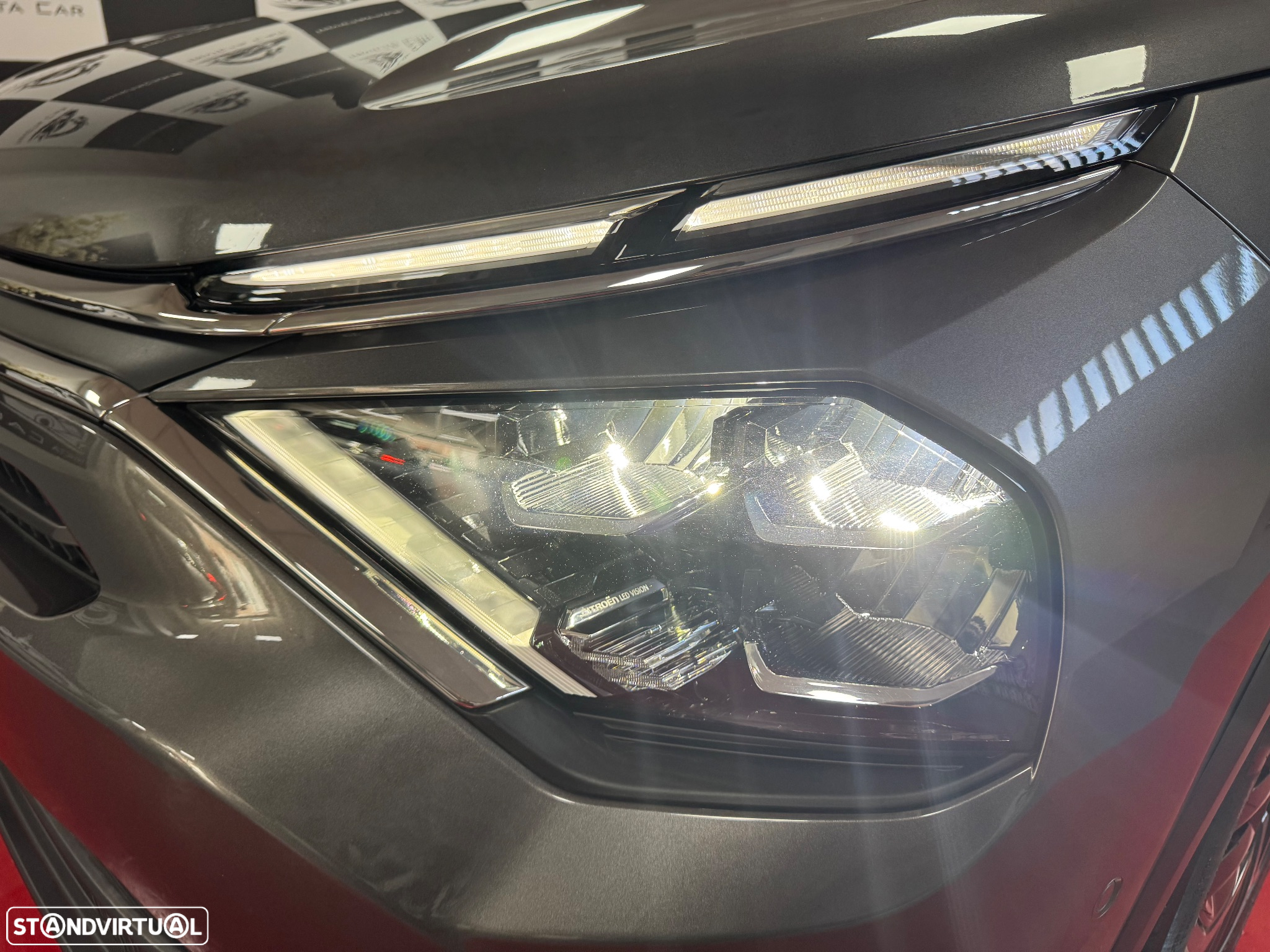 Citroën C4 PureTech 155 Stop&Start EAT8 SHINE - 8