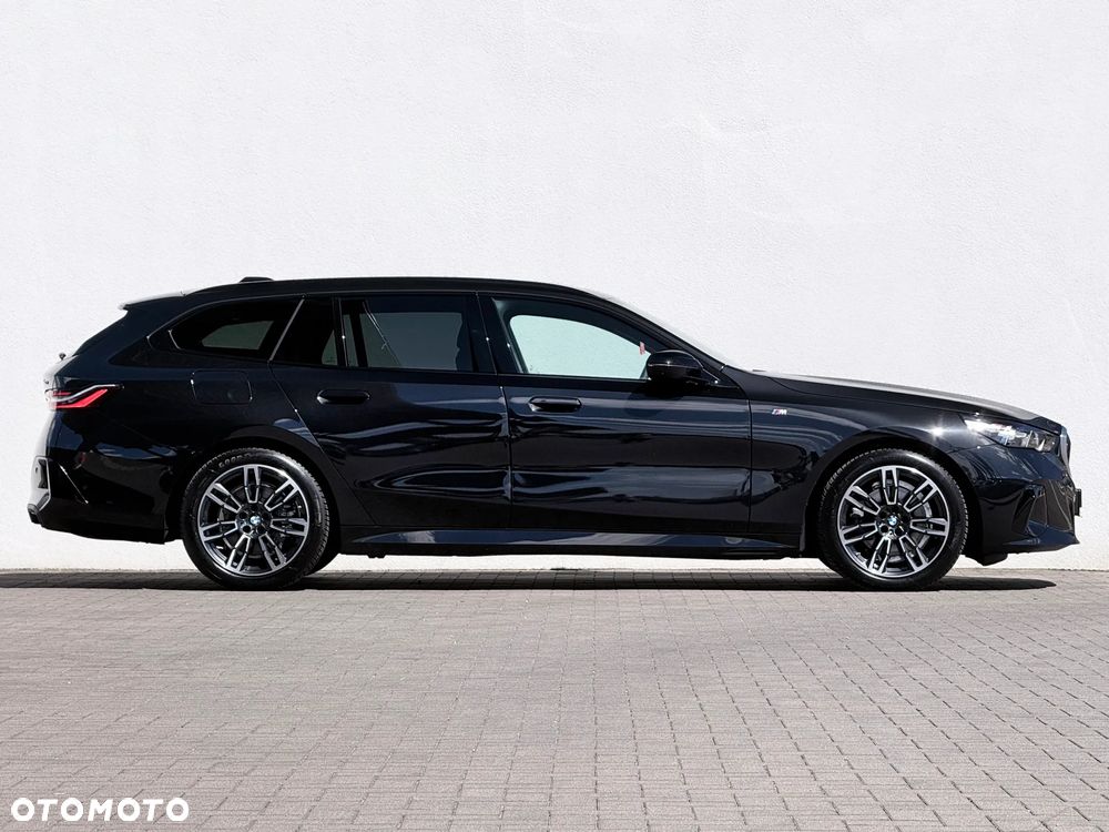 BMW Seria 5 520d xDrive - 4