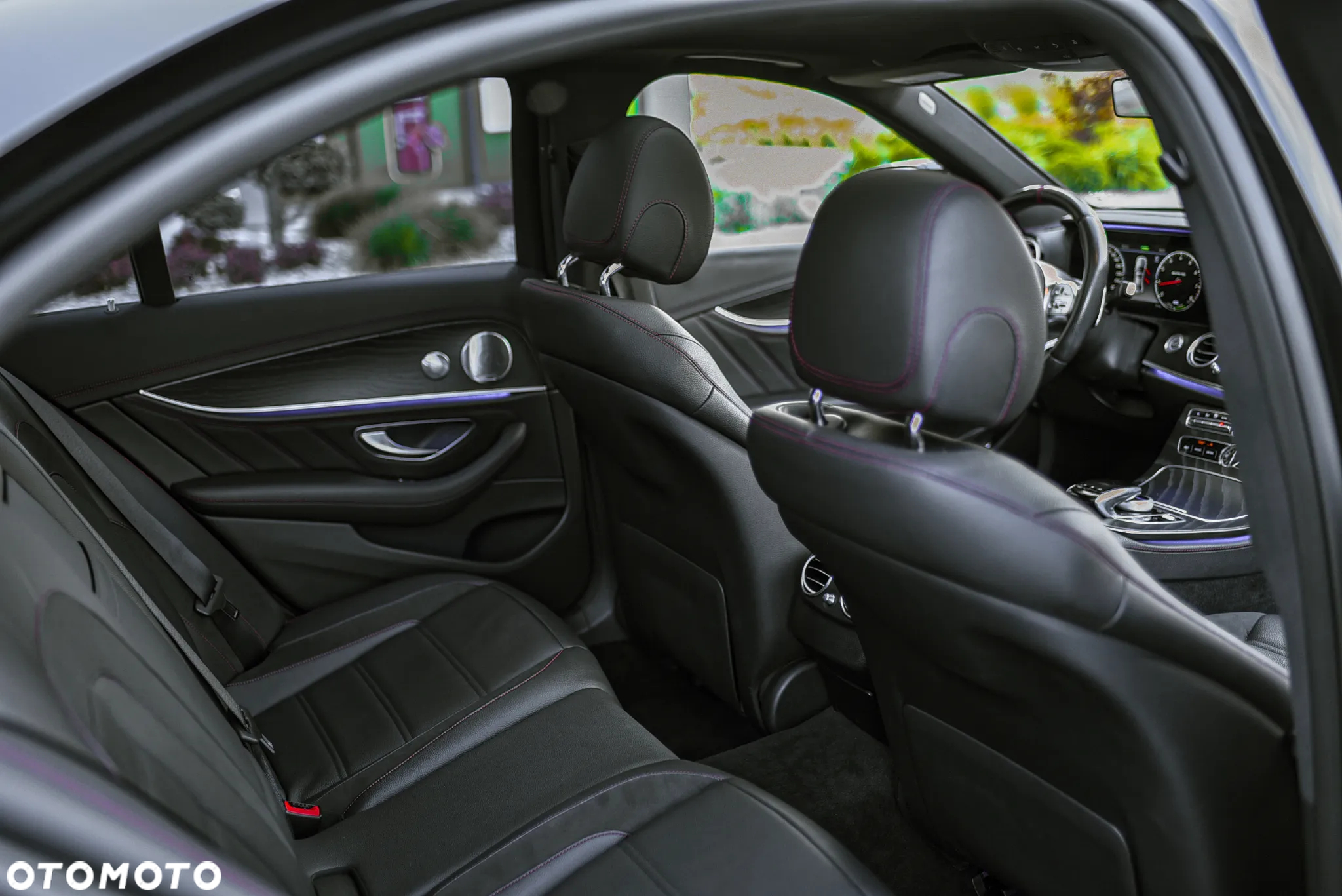 Mercedes-Benz Klasa E AMG 53 Coupe 4-Matic+ 9G-TRONIC - 12