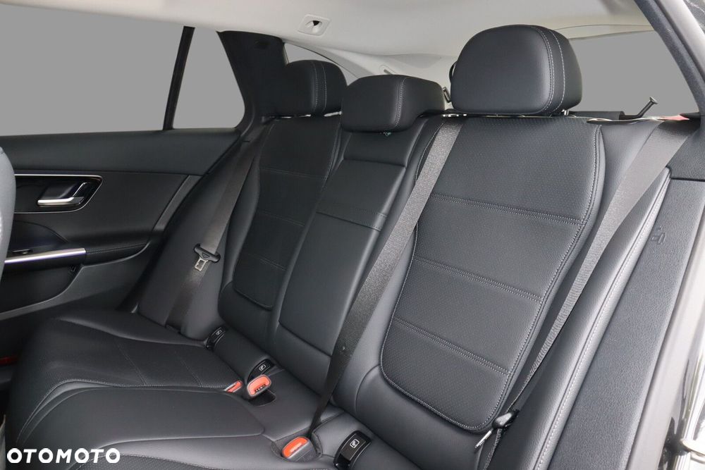 Mercedes-Benz Klasa C 220 d mHEV 4-Matic Avantgarde - 18