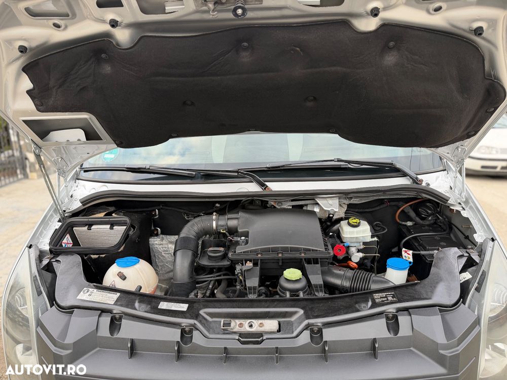 Volkswagen Crafter - 11