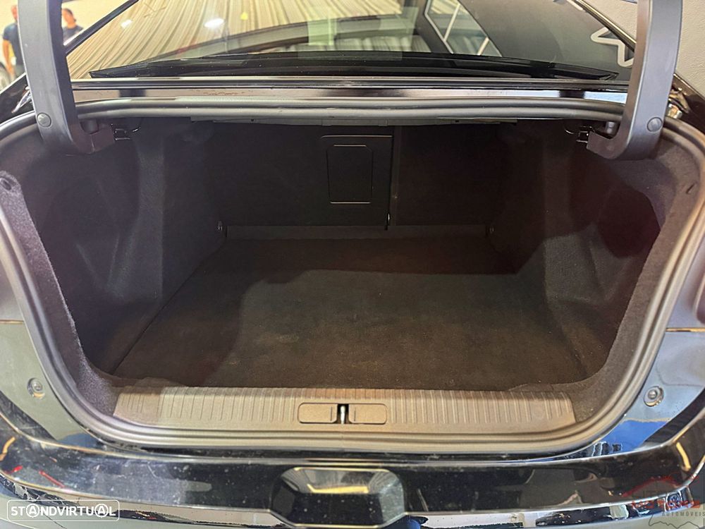 Citroën C4 X 1.2 PureTech Shine EAT8 - 11