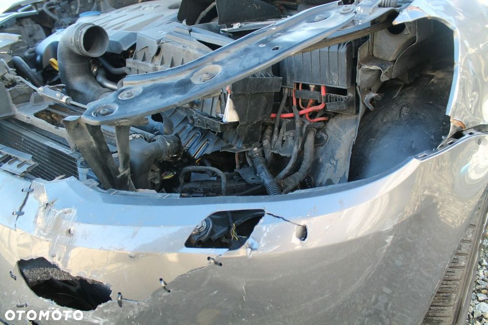 Volkswagen Touran - 23