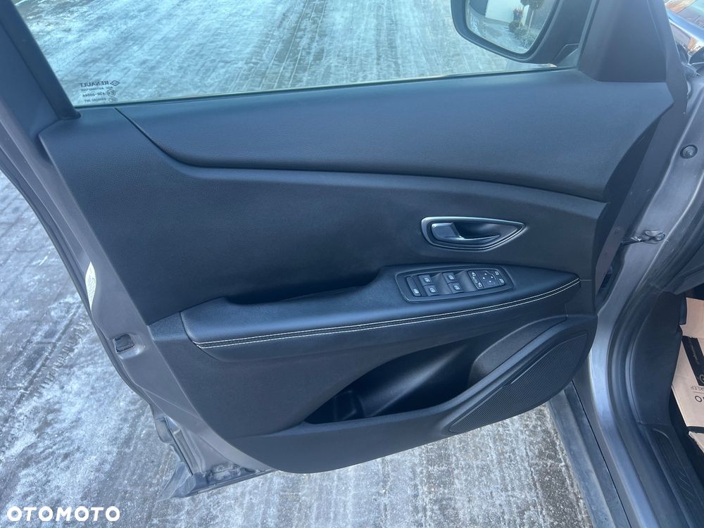 Renault Scenic Energy TCe 130 S&S Xmod Bose Edition - 16