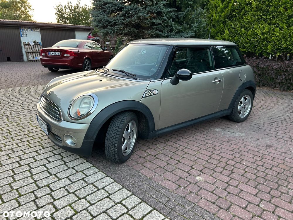 MINI ONE - 3