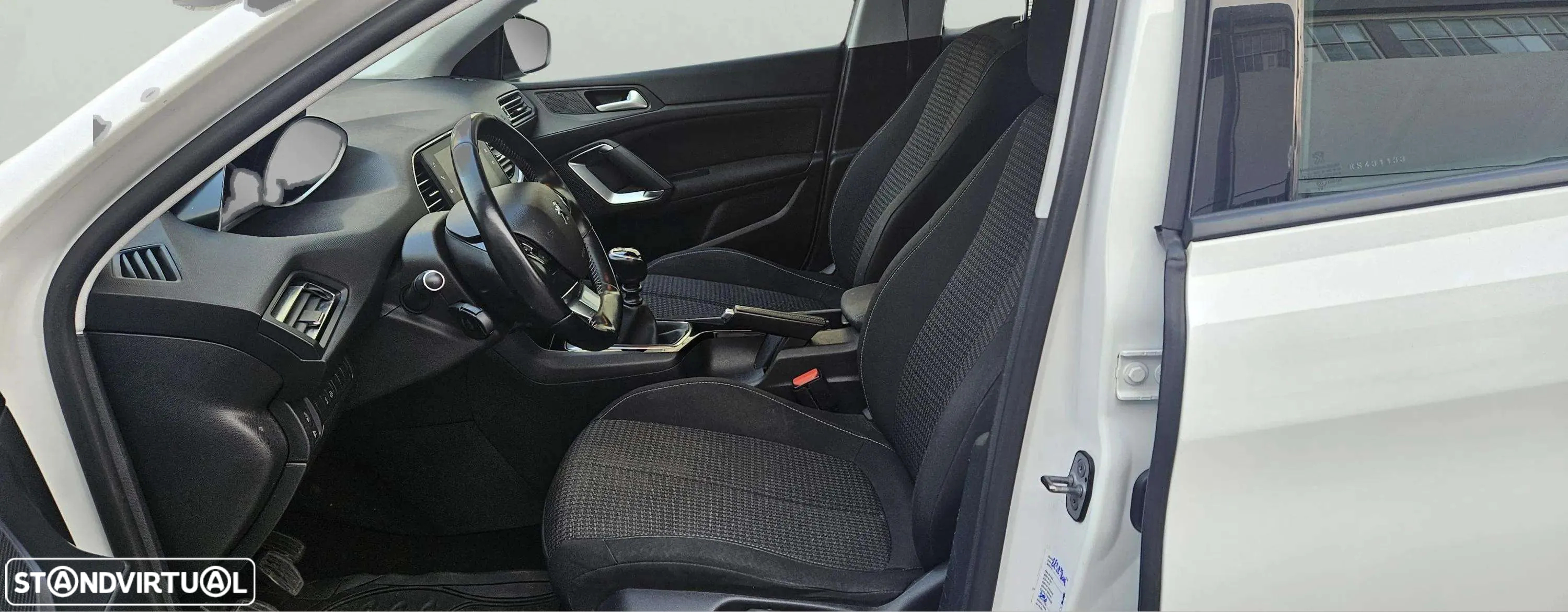 Peugeot 308 1.6 BlueHDi Allure - 10
