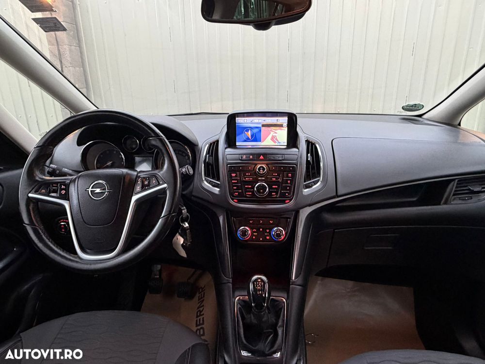 Opel Zafira - 5