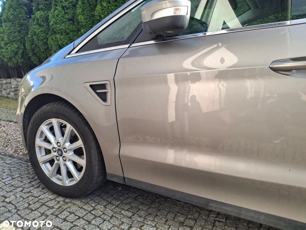 Ford S-Max - 8