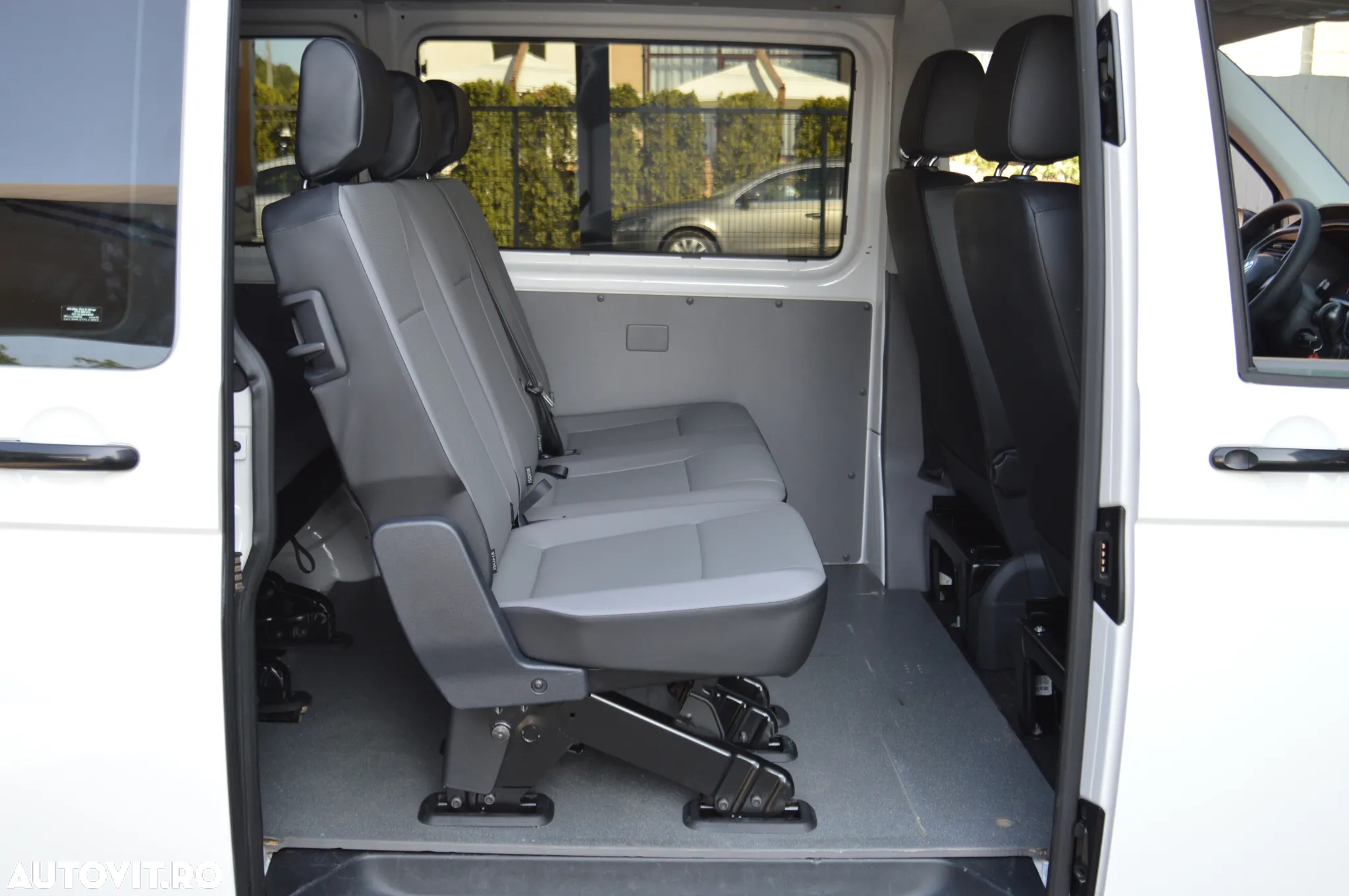 Volkswagen Transporter T6.1 DSG 4MOTION Kurz Plus Comfortline - 12