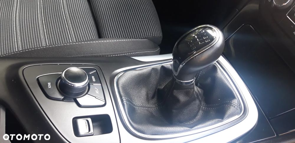 Opel Insignia - 12