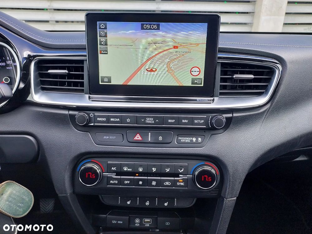 Kia Ceed 1.4 T-GDI OPF Platinum Edition - 29