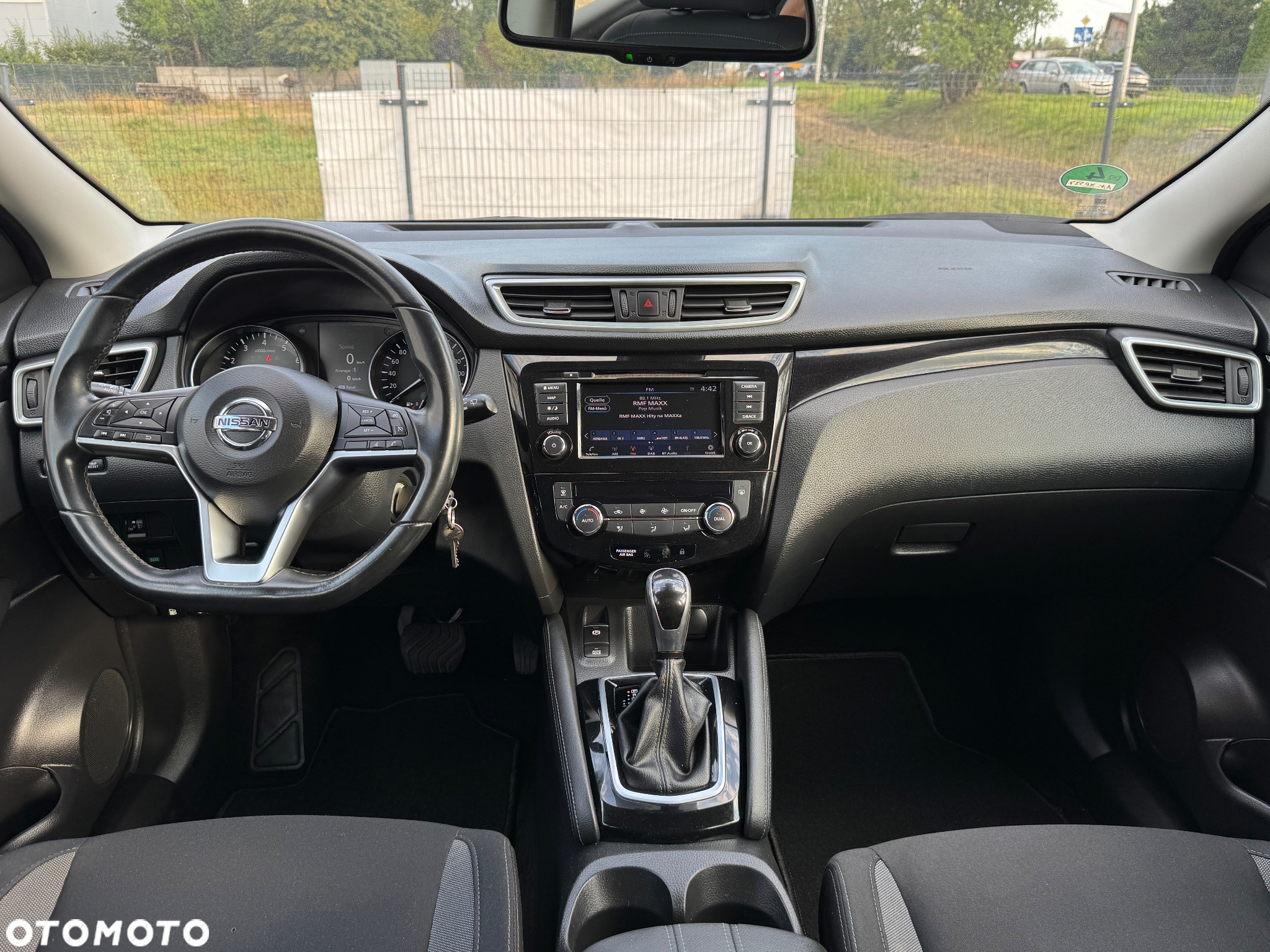 Nissan Qashqai - 24