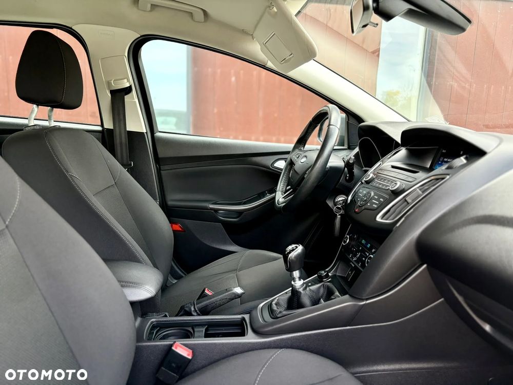 Ford Focus 1.0 EcoBoost Gold X (Edition) - 9